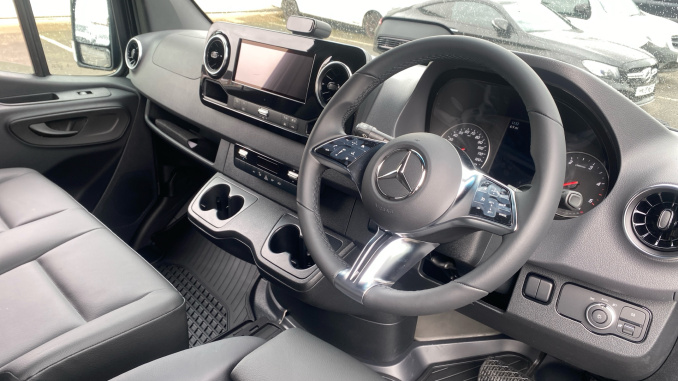 Mercedes-Benz Sprinter 317Cdi L3 Diesel Rwd 3.5t H2 Select Van 9G-Tronic - Image 3